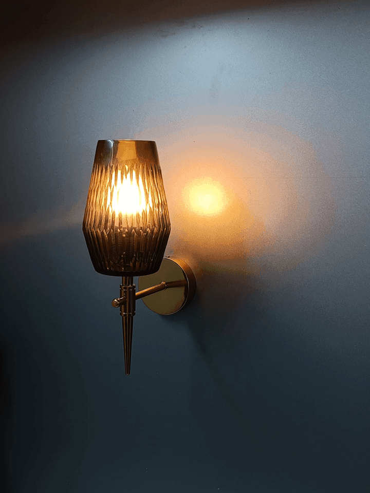 Que Wall Light - Fancy and Decorative lights - Brand name jagmag lights