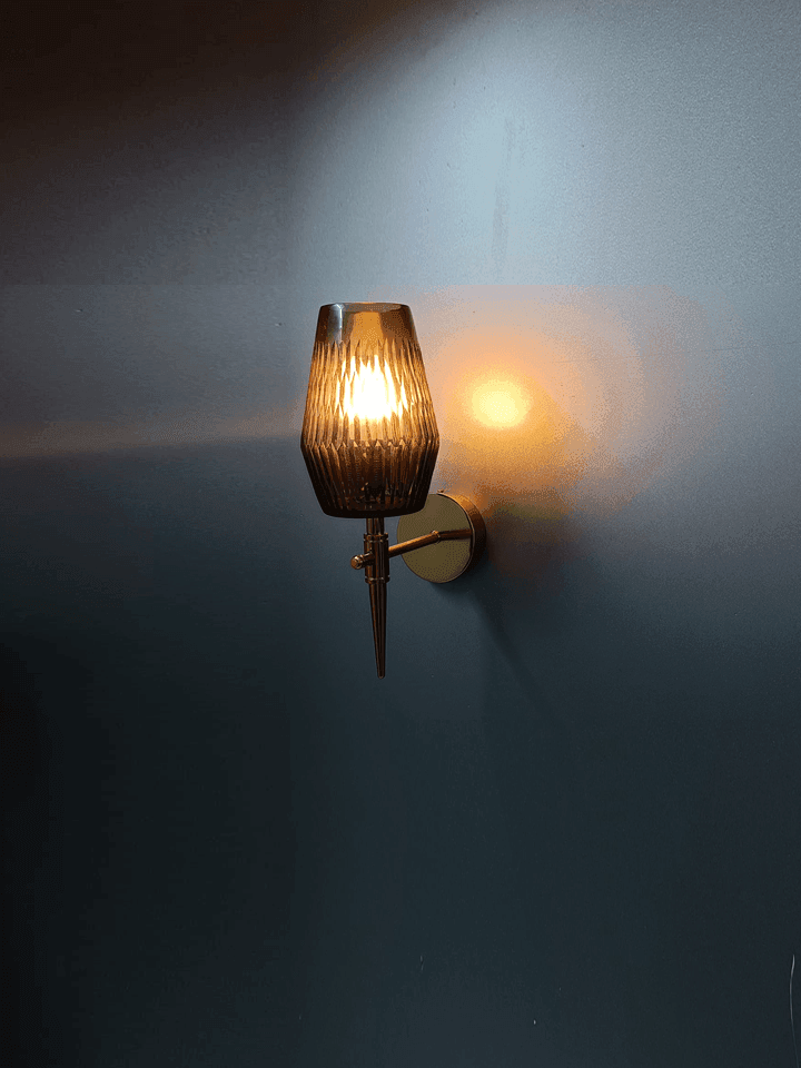 Que Wall Light - Fancy and Decorative lights - Brand name jagmag lights