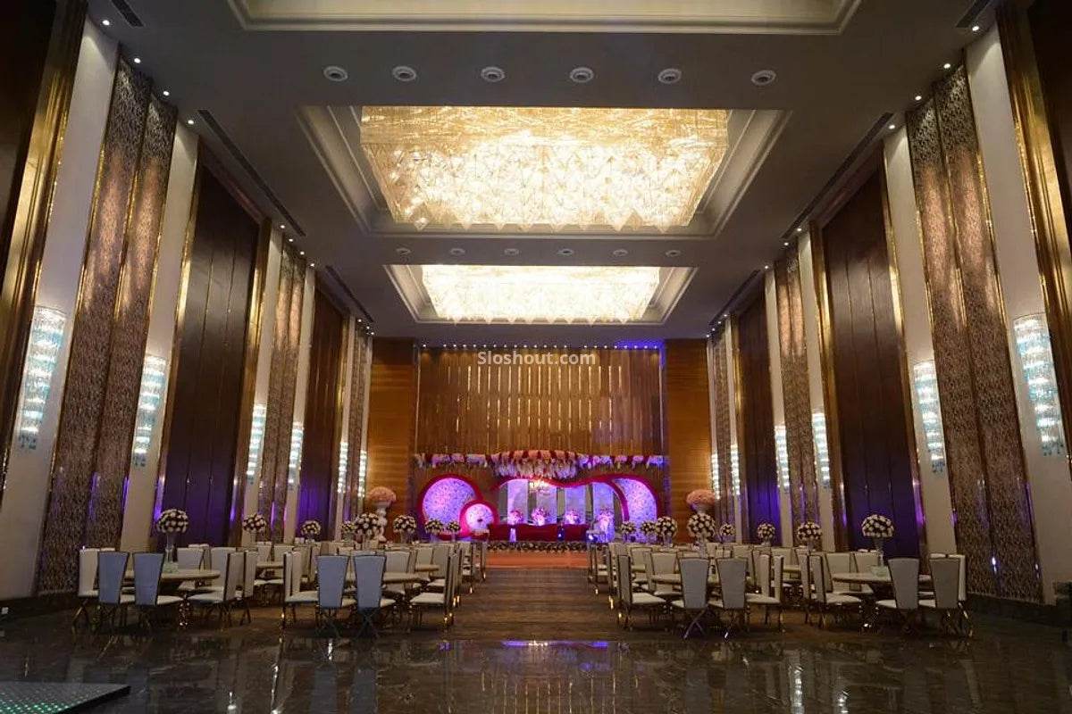 Zestin Luminary [Sahibabad] - 18 Foot Banquet Hall Crystal Chandeliers - Jagmag Lights