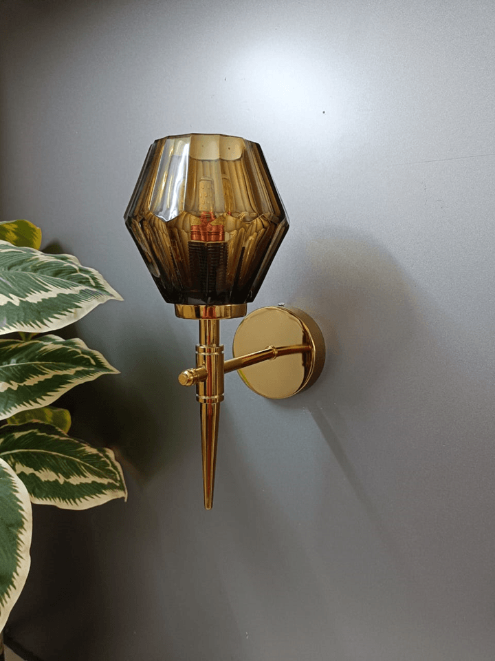 Linear Diamond Cut Glass Wall Sconce with Gold PVD Finish (Living Room)