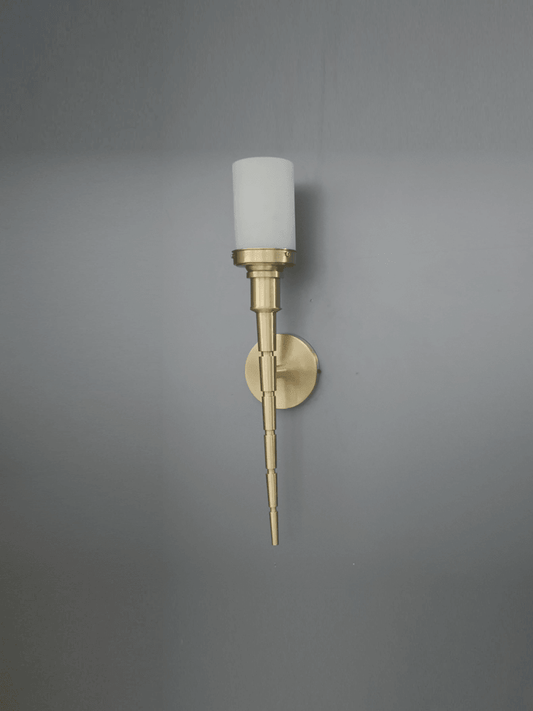 Traditional Mashal wall lamp with frosted glass