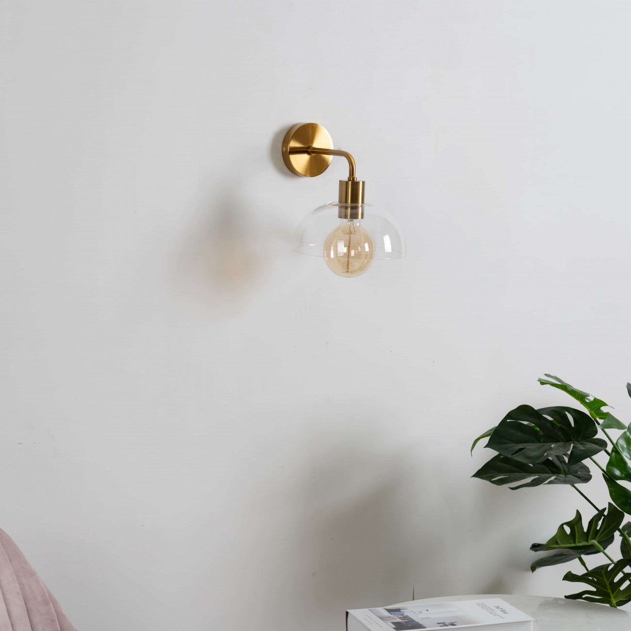 Polished Gold Stainless Steel Wall Light – Elegant Curved Modern | Sconce for Living Room, Bedroom | Jagmag Lights