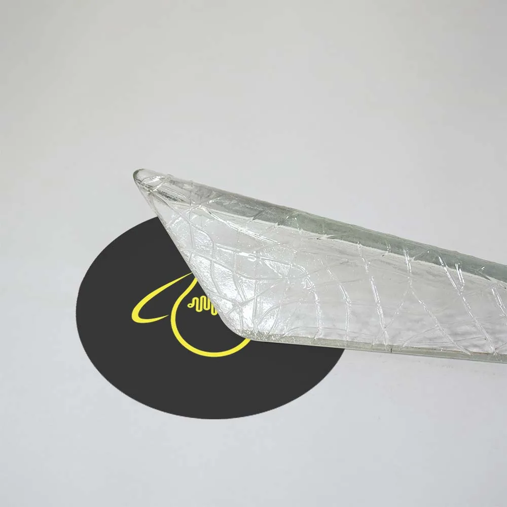 Crystal Edge Glass Bar – 255 mm Clear Borosilicate Chandelier Component (100 Pcs) 4 Pointed tip of a crystal edge glass bar lifted at an angle, the clear borosilicate glass catching the light