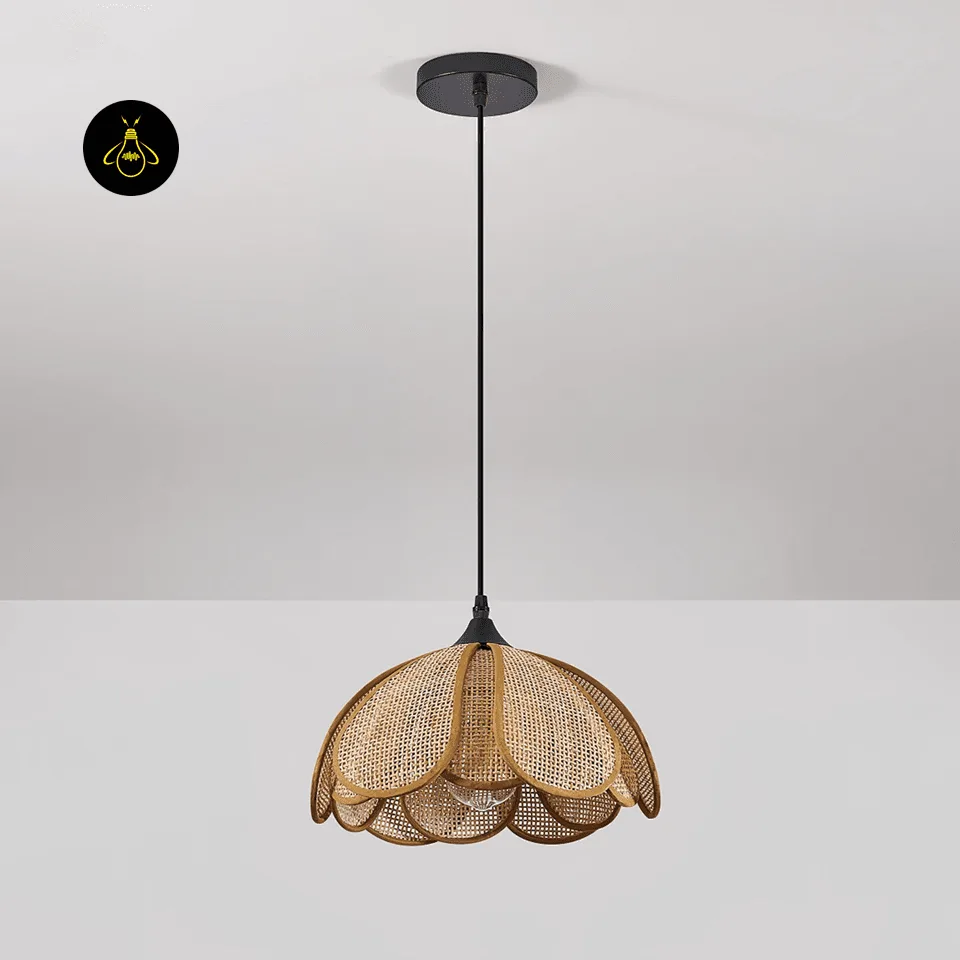 Rattan Flower Pendant Light – Handwoven Bloom Shade, 30 cm 4 Natural rattan flower pendant light with scalloped bloom shade and black canopy