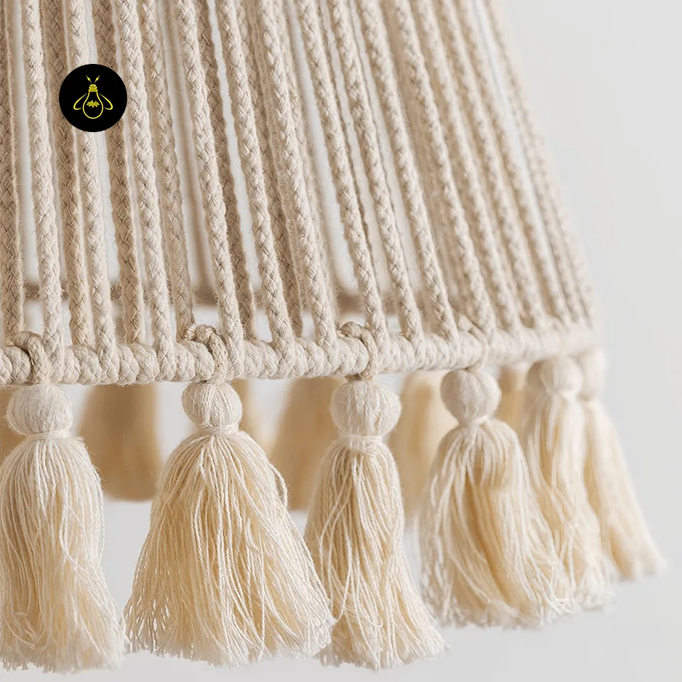 Tassel Pendant Light – Handwoven Hemp Rope Bell Shade, 41 cm 3 Close-up of natural hemp rope weave and cotton tassel fringe on a boho pendant light