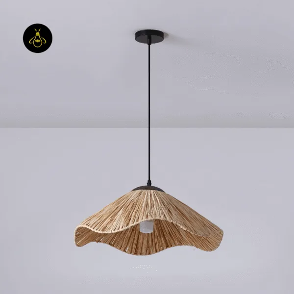 Straw lamp side view showing the low wavy rim and the E27 bulb inside