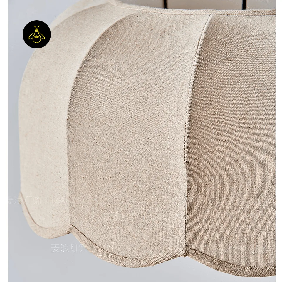 Fabric Pendant Light – Scalloped Beige Linen Shade, 45 cm 8 Fabric pendant light with E26/E27 bulb holder and natural beige scalloped shade