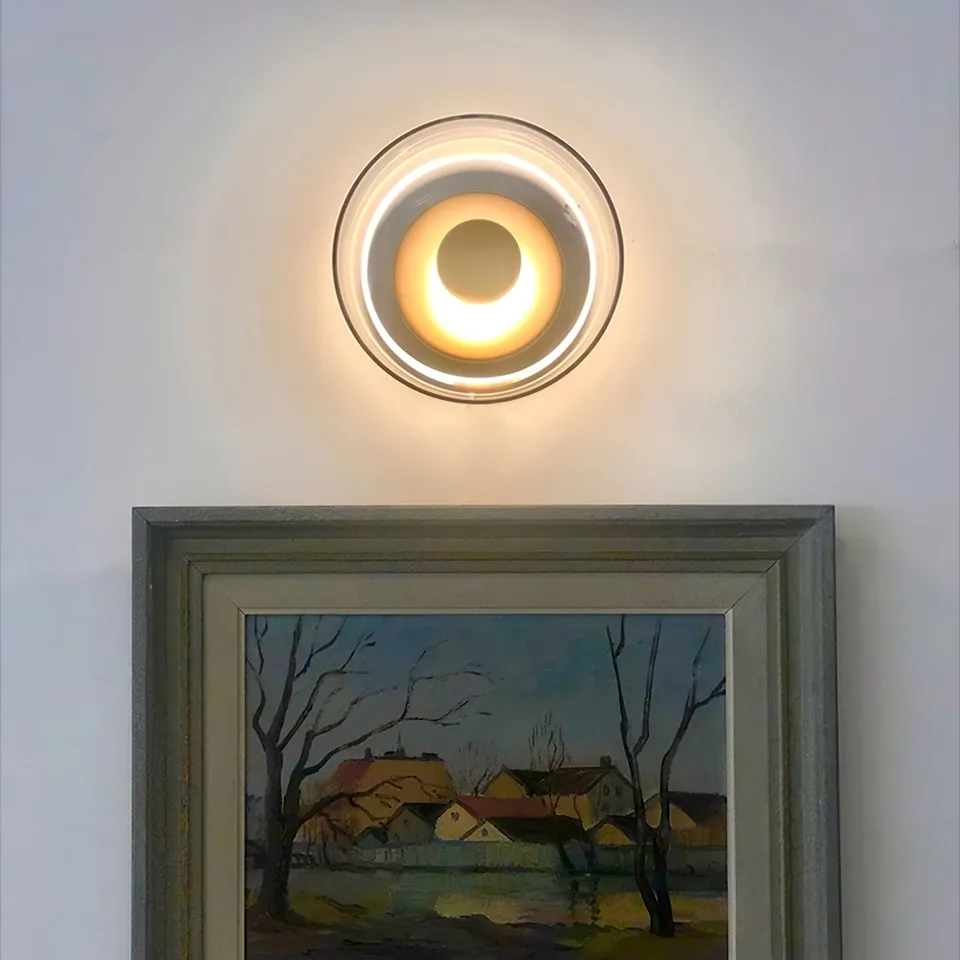 Brass LED Wall Light – Circular Solara 3000K, 23 cm 10 Brass finish close view of the circular LED wall light