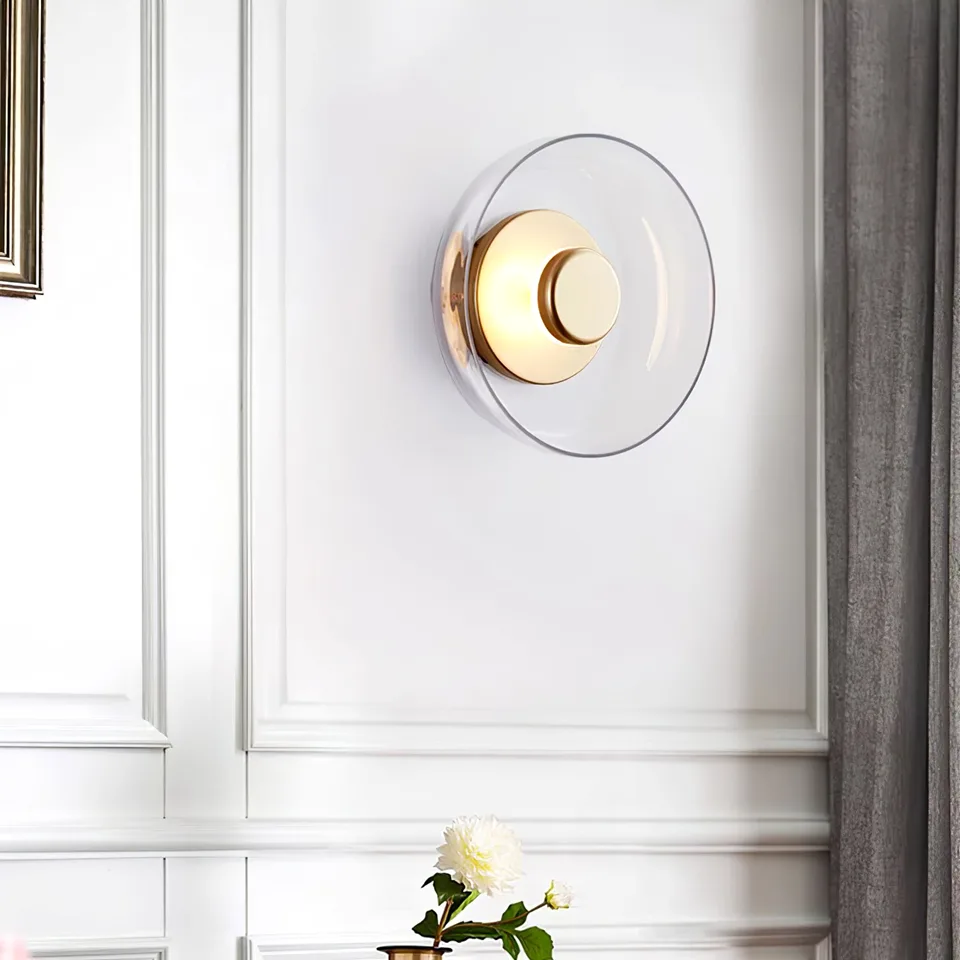 Brass LED Wall Light – Circular Solara 3000K, 23 cm 12 Brass circular LED wall light as a wall-mounted accent
