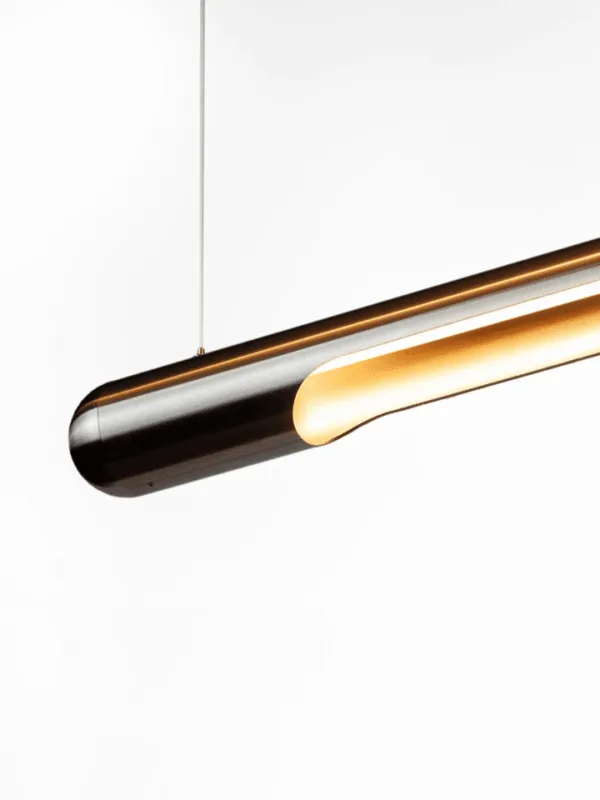 Linear LED chandelier with adjustable hanging height for dining table