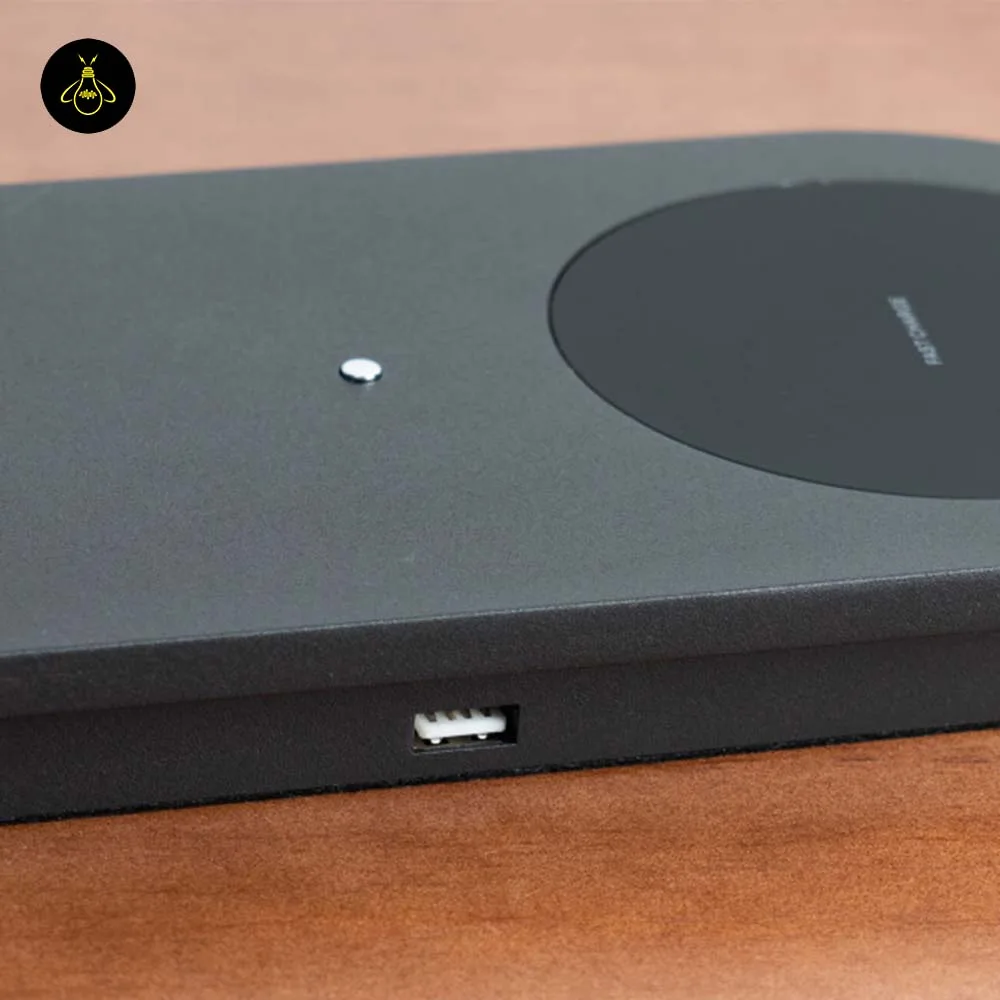 LED Table Lamp with Wireless Charging Pad – Matte Black 9 USB-A port and Qi wireless charging pad on the matte black LED table lamp base
