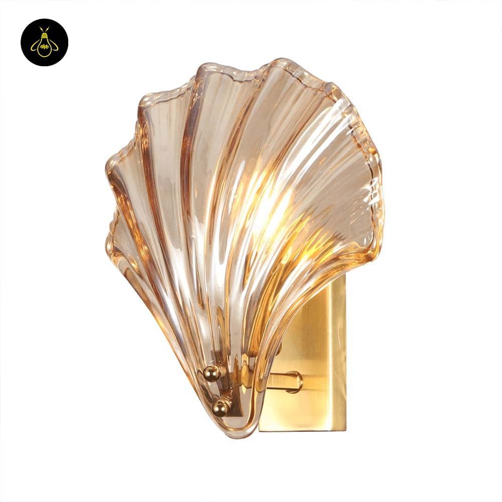 Gold Shell Wall Light – Amber Glass Seashell Sconce, 21 cm 11 Gold-finish metal backplate and amber glass shade of the shell wall sconce – Jagmag Lights