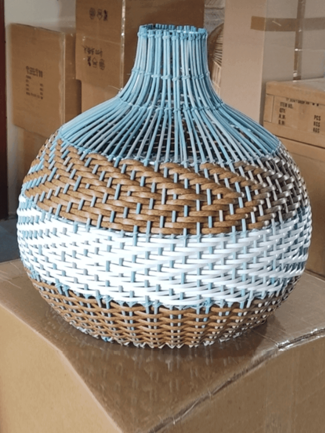 Rattan Hanging Lamp – Handwoven Coastal Pendant, 40 cm 7 Rattan hanging lamp handwoven dome shade in blue, white and natural – product shot – Jagmag Lights