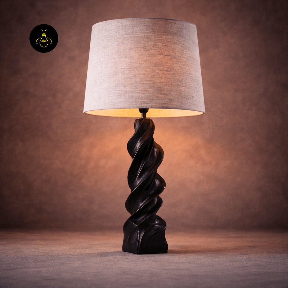 Spiral Wood Table Lamp – Barley-Twist Carved Base, 72 cm 4 Side view of spiral wood table lamp showing sculptural barley-twist column
