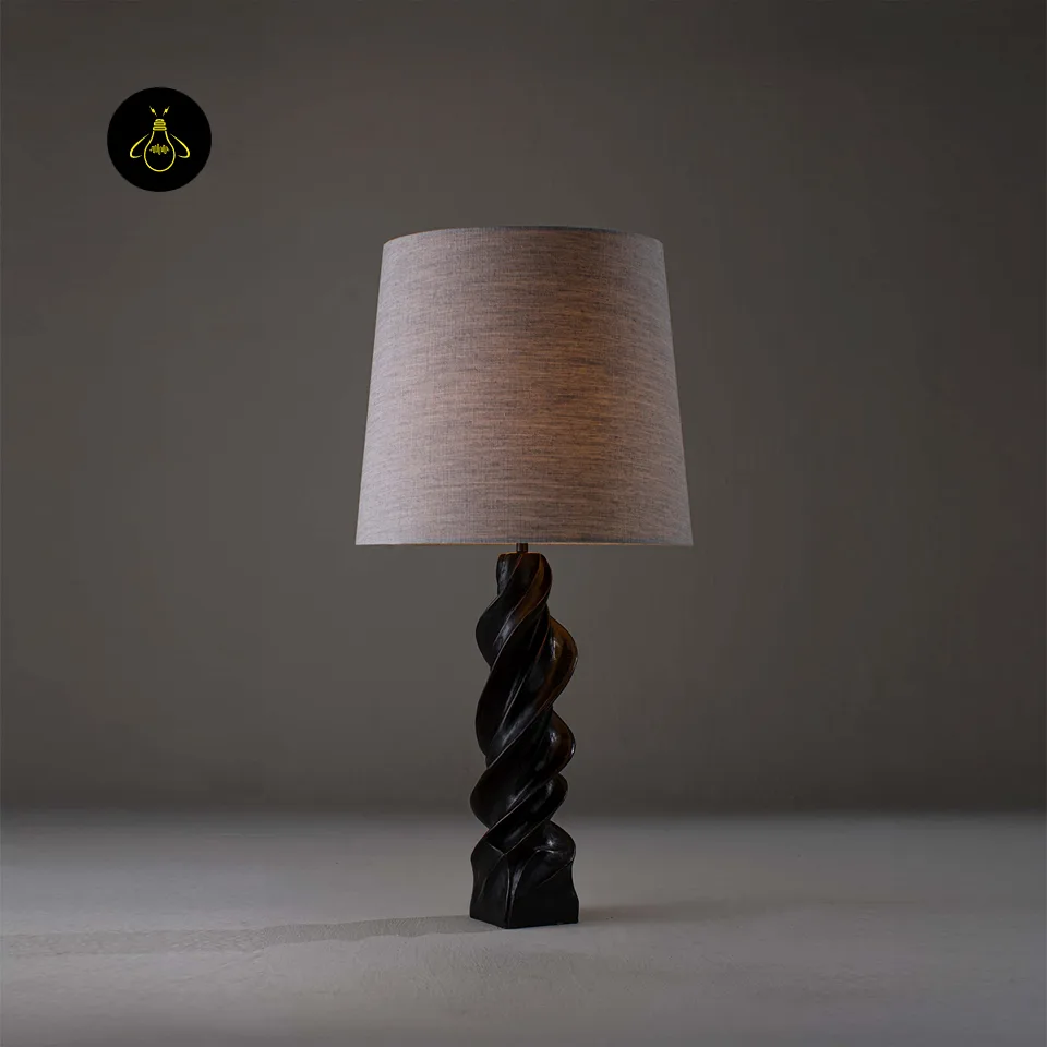 Spiral Wood Table Lamp – Barley-Twist Carved Base, 72 cm 2 Spiral wood table lamp lit with warm ambient glow and barley-twist base