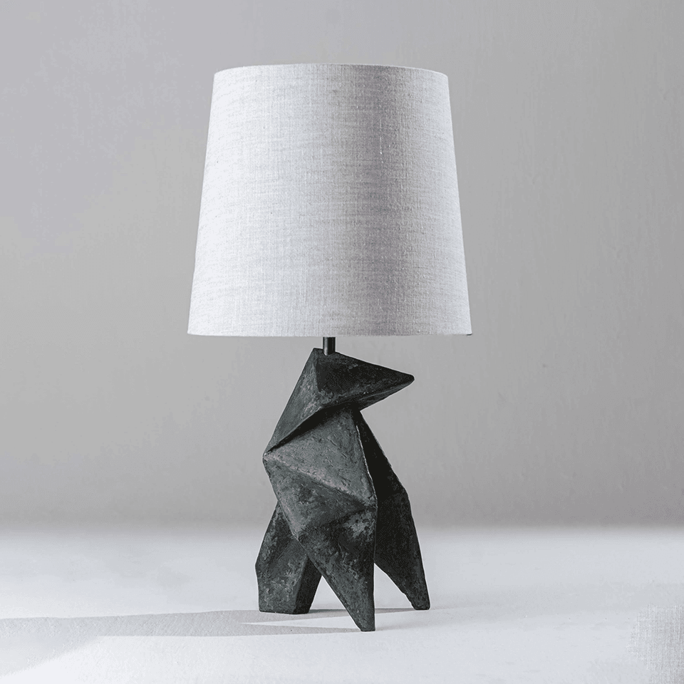 Geometric Table Lamp – Origami Folded Wood Base, 54 cm 8 Geometric table lamp with linen shade and dark bronze-verdigris origami wood base
