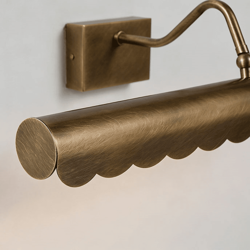 Brass Mirror Light – Scalloped Picture Light, Antique Finish | Jagmag Lights 8 Close-up of the scalloped lower edge and square backplate on the brass mirror light